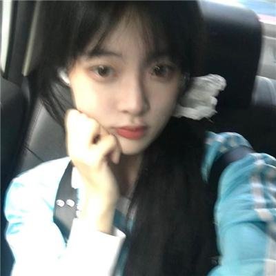爱在心里口难开